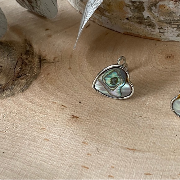 NWT! VTG- Sterling Silver & Abalone Heart Shaped Clip Backs- H-Creations - Picture 4 of 6
